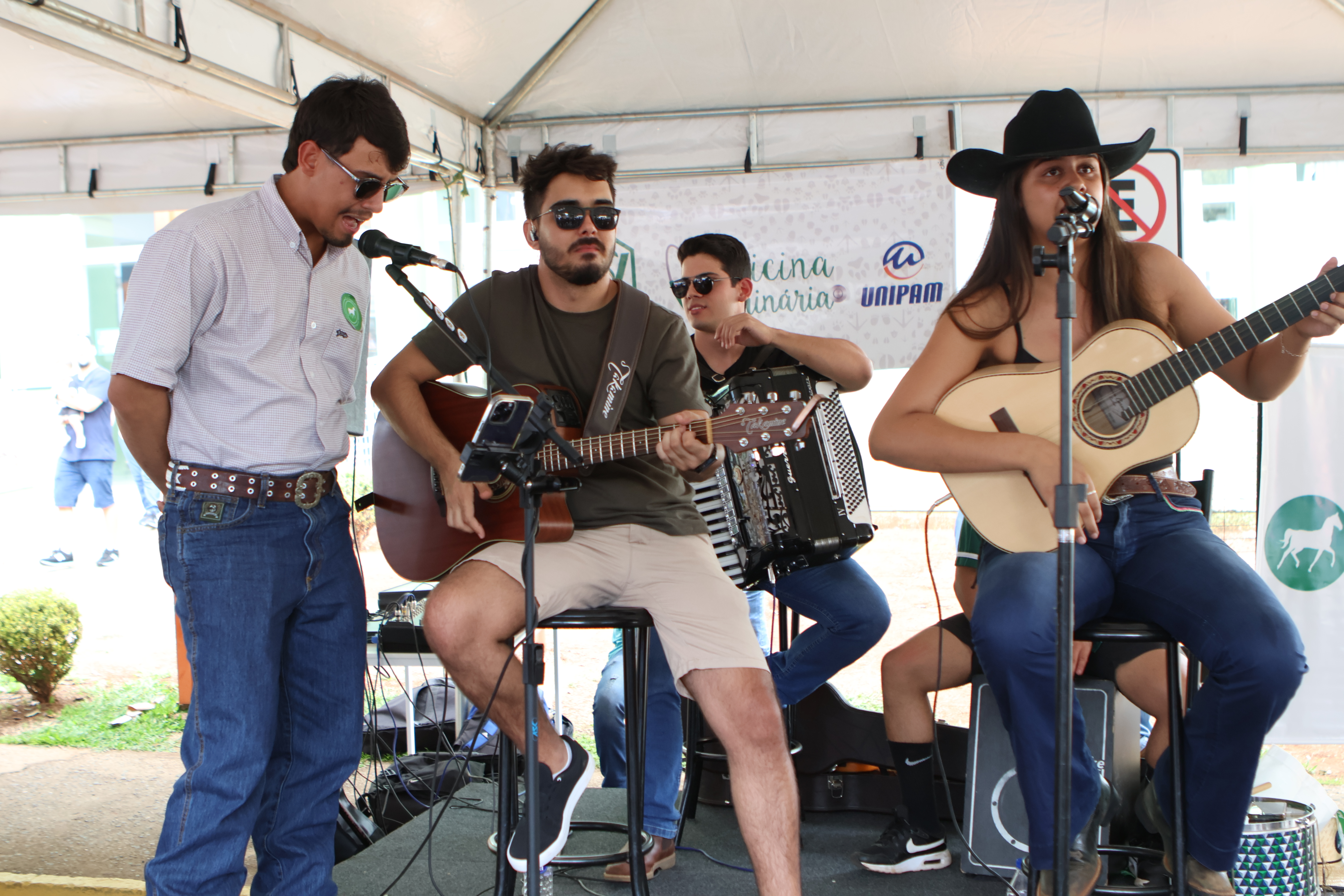 Música ao Vivo